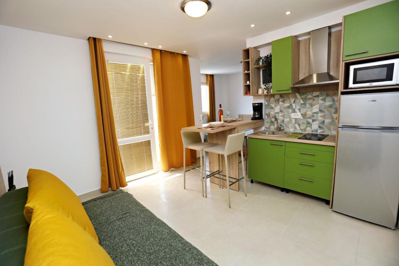 Apartments Oktopus Сутоморе Экстерьер фото