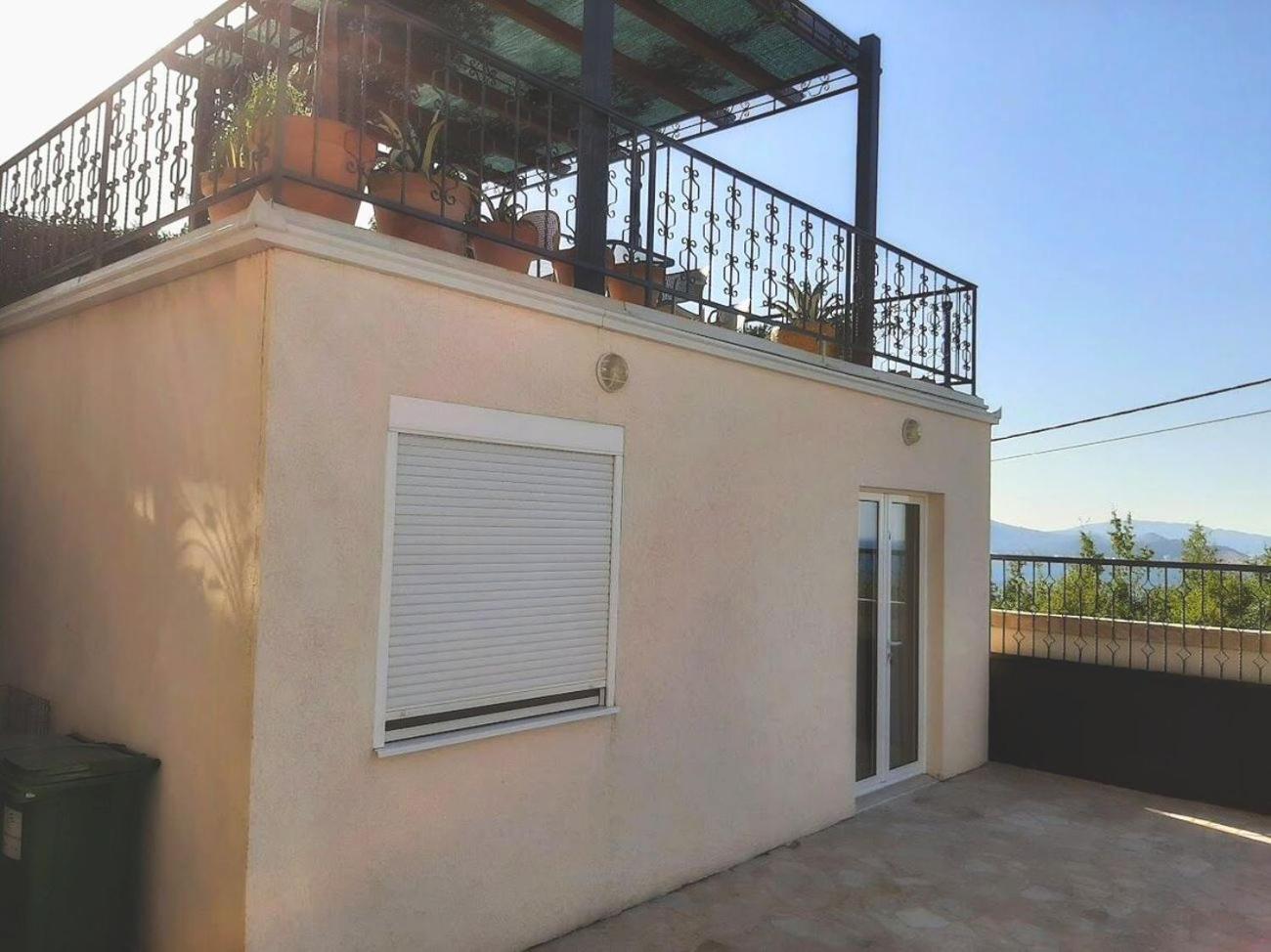 Apartments Oktopus Сутоморе Экстерьер фото