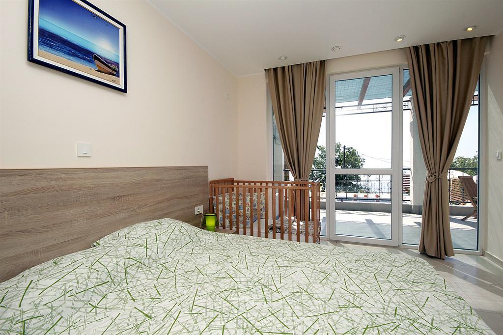 Apartments Oktopus Сутоморе Экстерьер фото