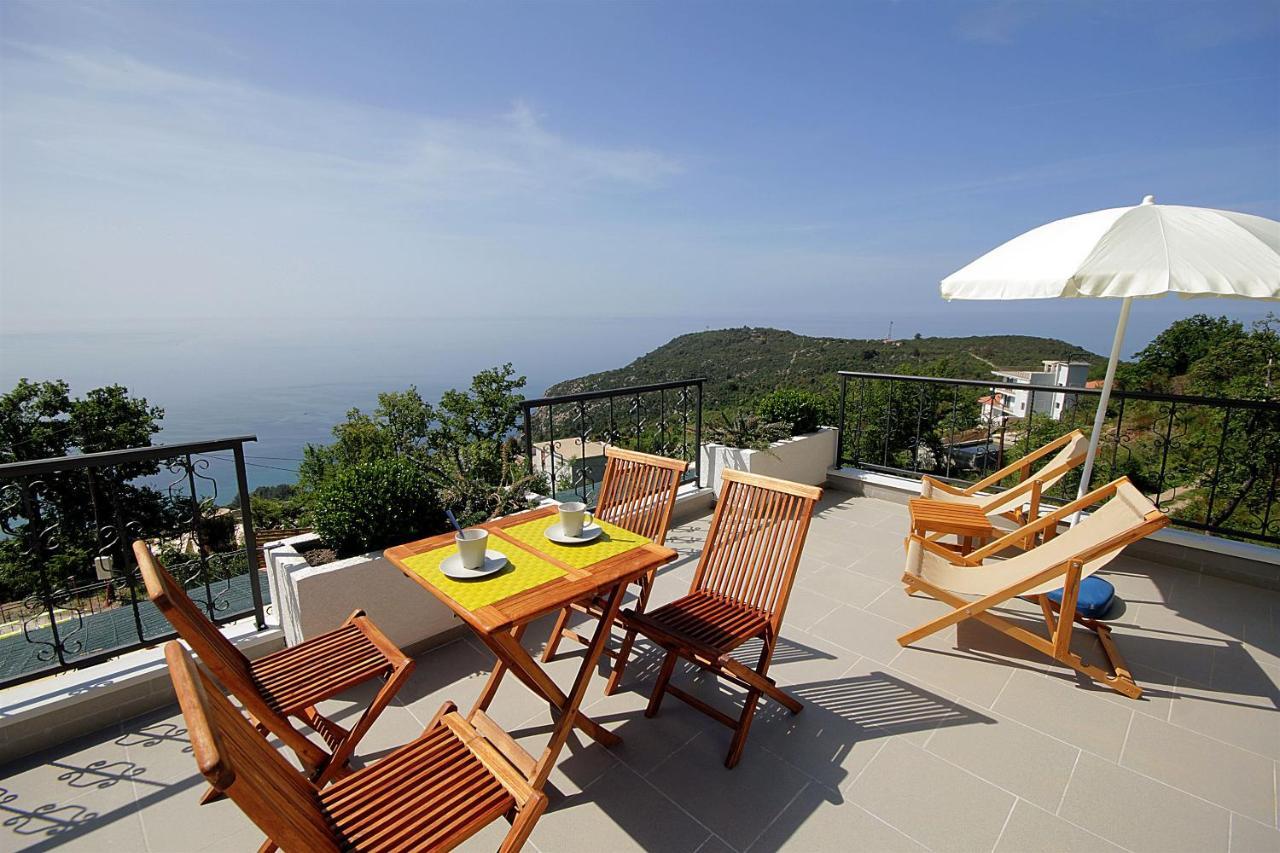 Apartments Oktopus Сутоморе Экстерьер фото